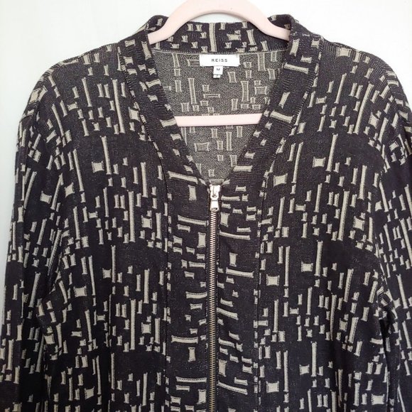 Reiss geometric design black and white full zup sweater top Size M - Picture 2 of 7